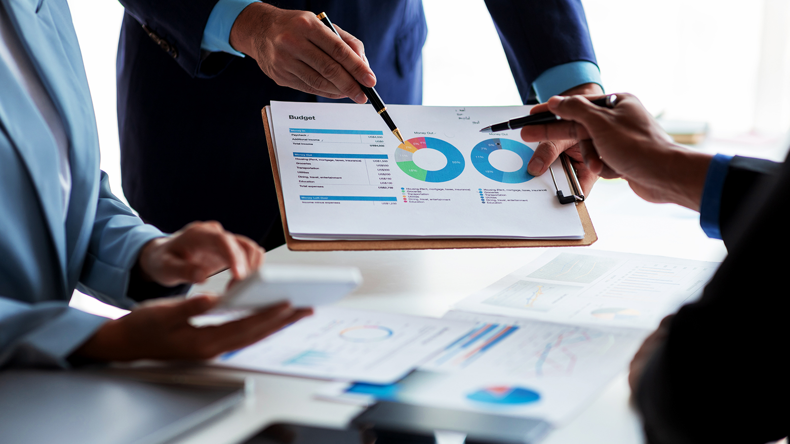 Virtual vs. In-House Bookkeeping for Property Management: Cost, Security, and How to Choose